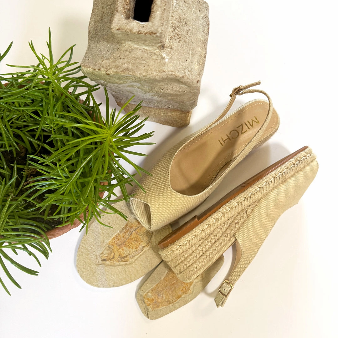 *Giulia - Black Slingback espadrilles