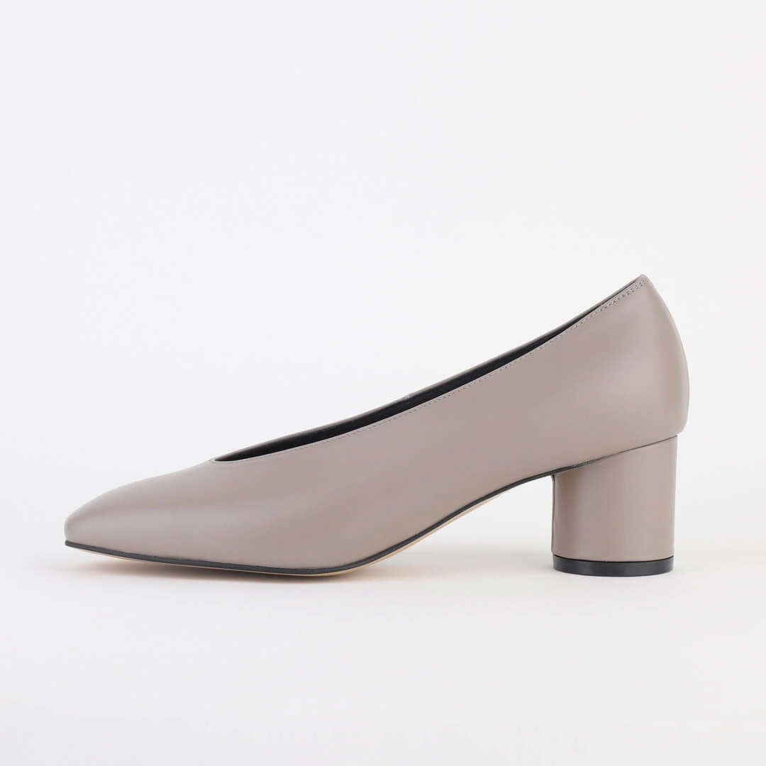 *UK size 13 - WILLOW - black, 5cm heels