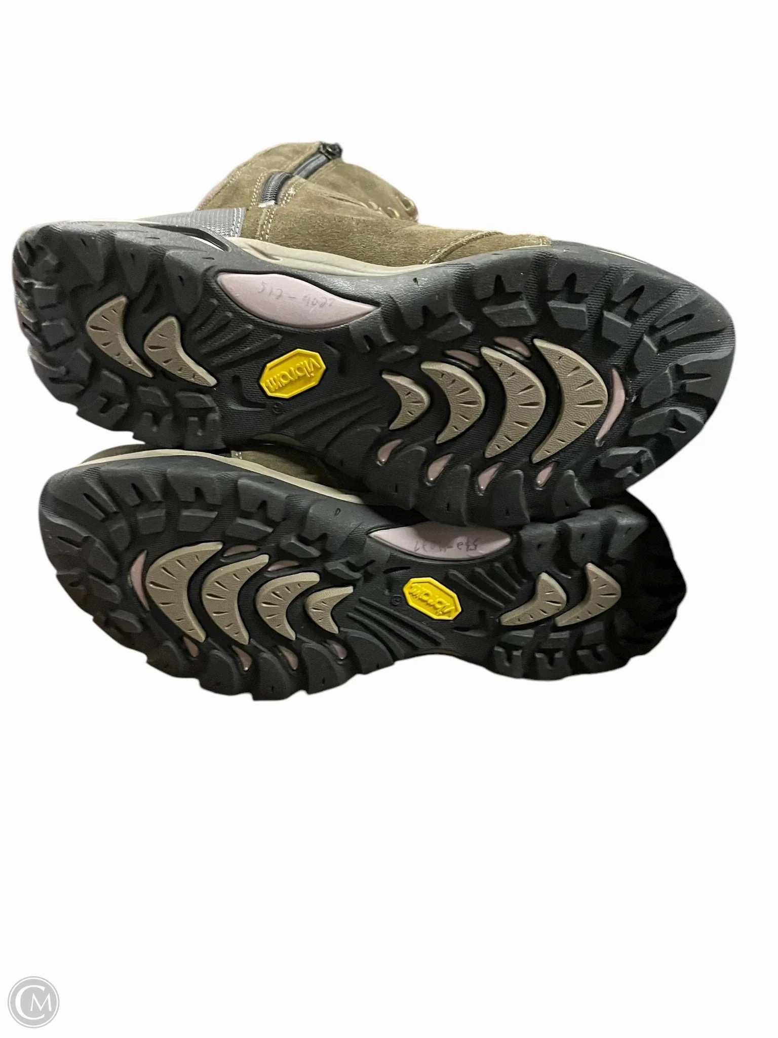 Boots Hiking By Clothes Mentor In Green, Size: 7.5