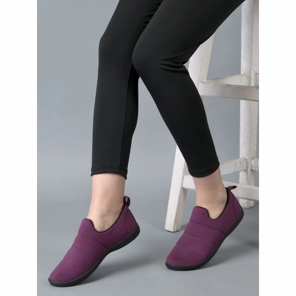 Gliders (Purple) Casual Slip on Shoes For Ladies Harvey-30 By Liberty