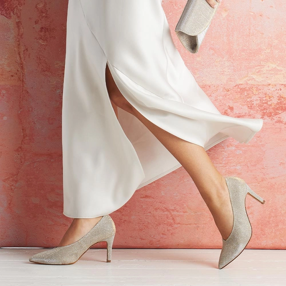 Pandora: Metallic Taupe