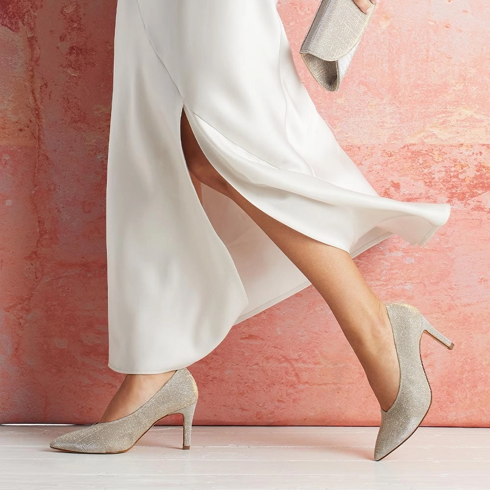 Pandora: Metallic Taupe
