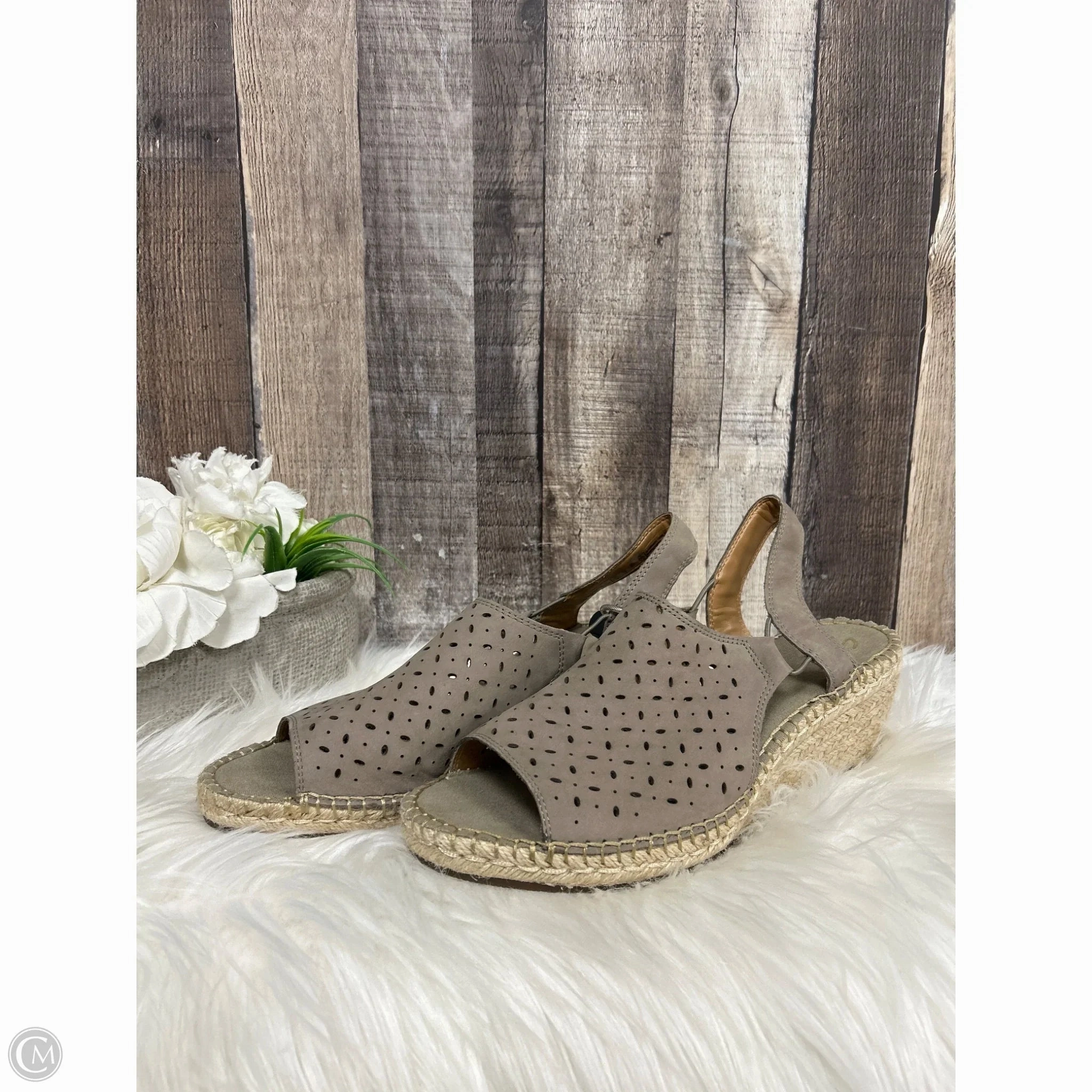 Sandals Heels Wedge By Clarks In Taupe, Size: 10