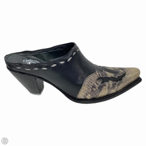 Shoes Heels Block By Charlie 1 Horse By Luccheses In Black & Gold, Size: 8.5