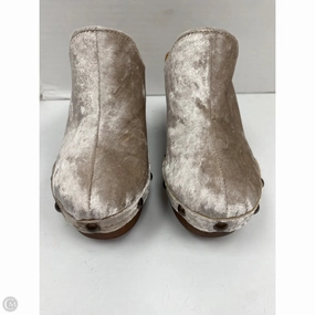 Shoes Heels Block By Clothes Mentor In Cream, Size: 6.5