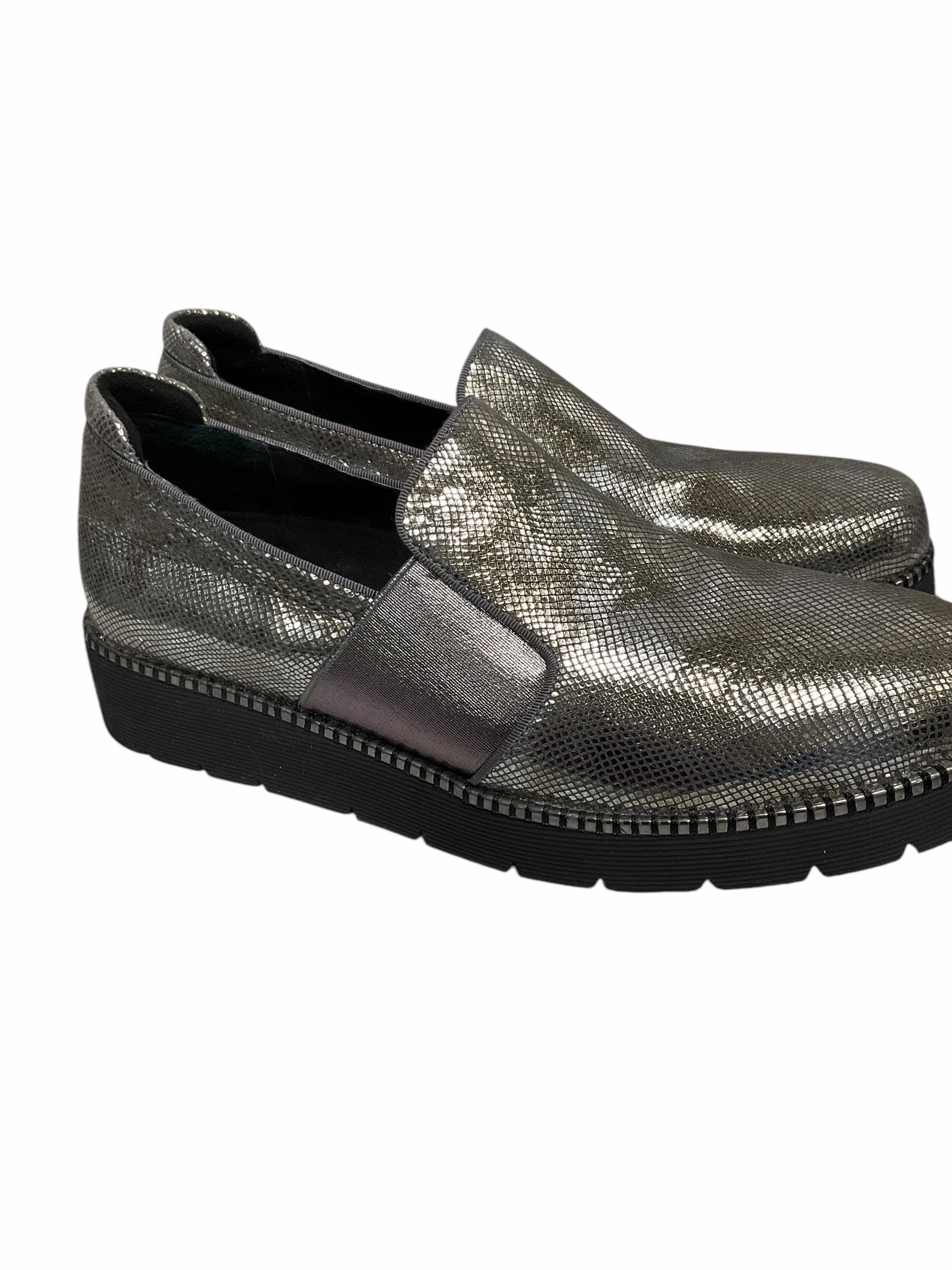 Shoes Heels Platform By Vaneli In Silver, Size: 8