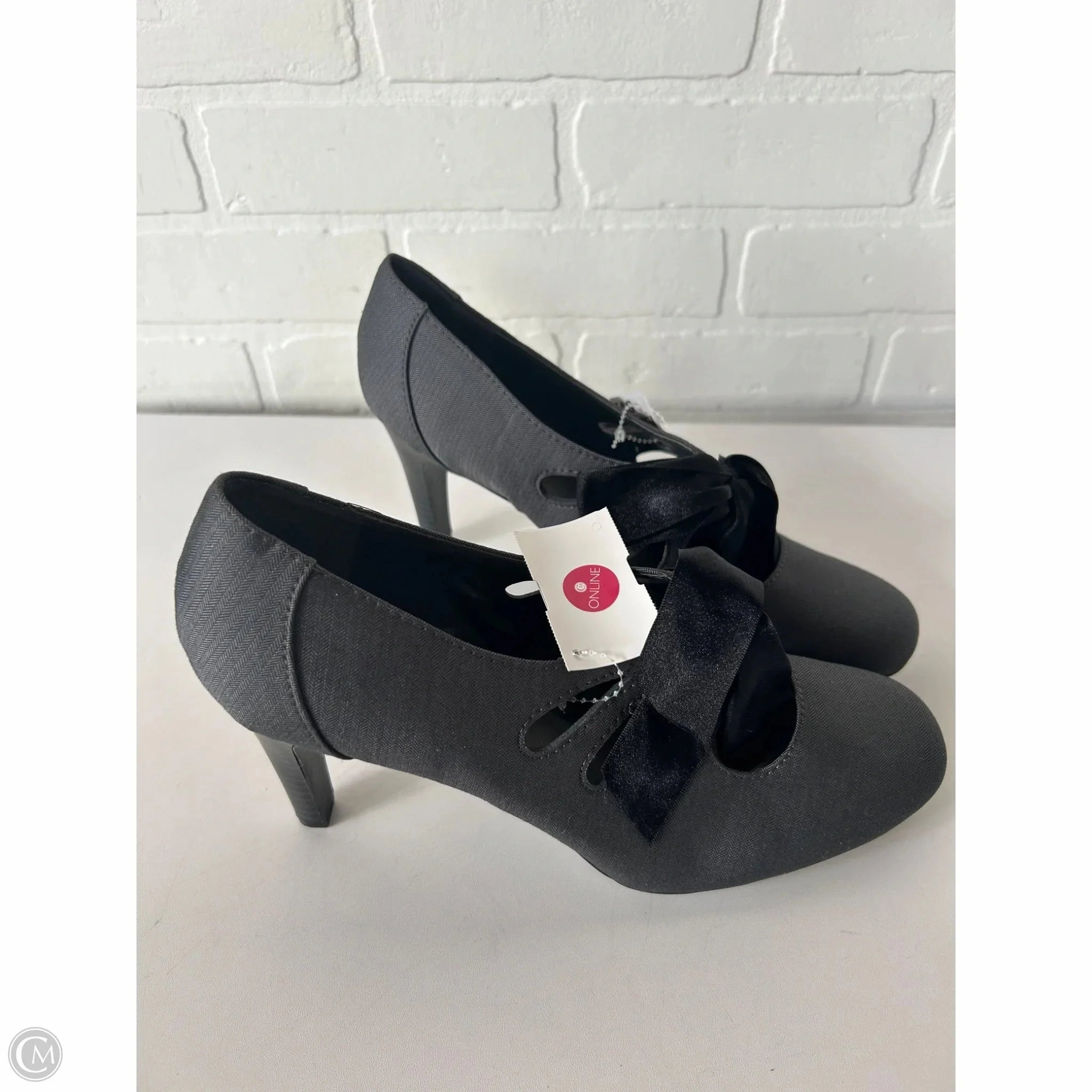 Shoes Heels Stiletto By Ann Marino In Grey, Size: 10