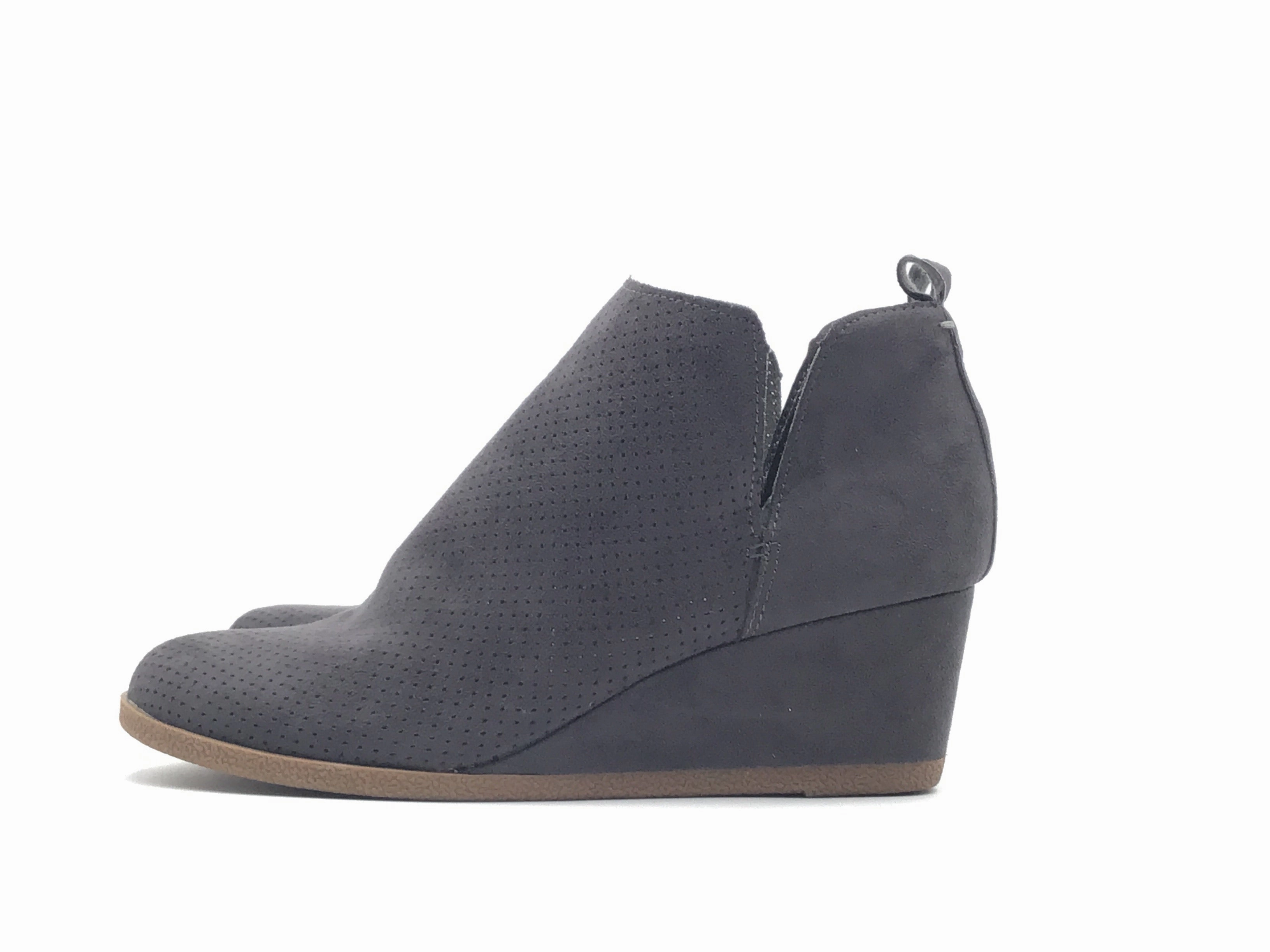 Shoes Heels Wedge By Dolce Vita In Grey, Size: 6.5