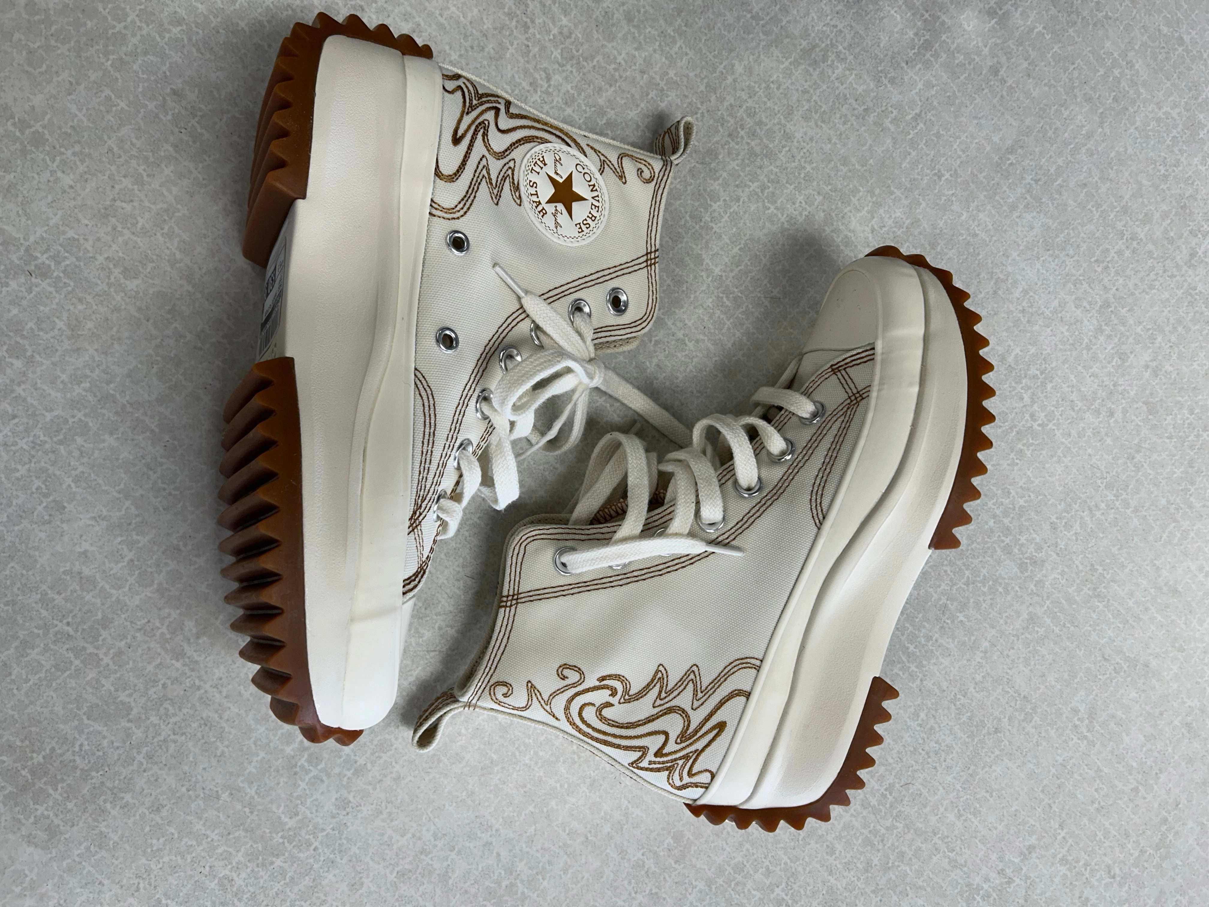 Shoes Sneakers Platform By Converse In Cream, Size:5.5
