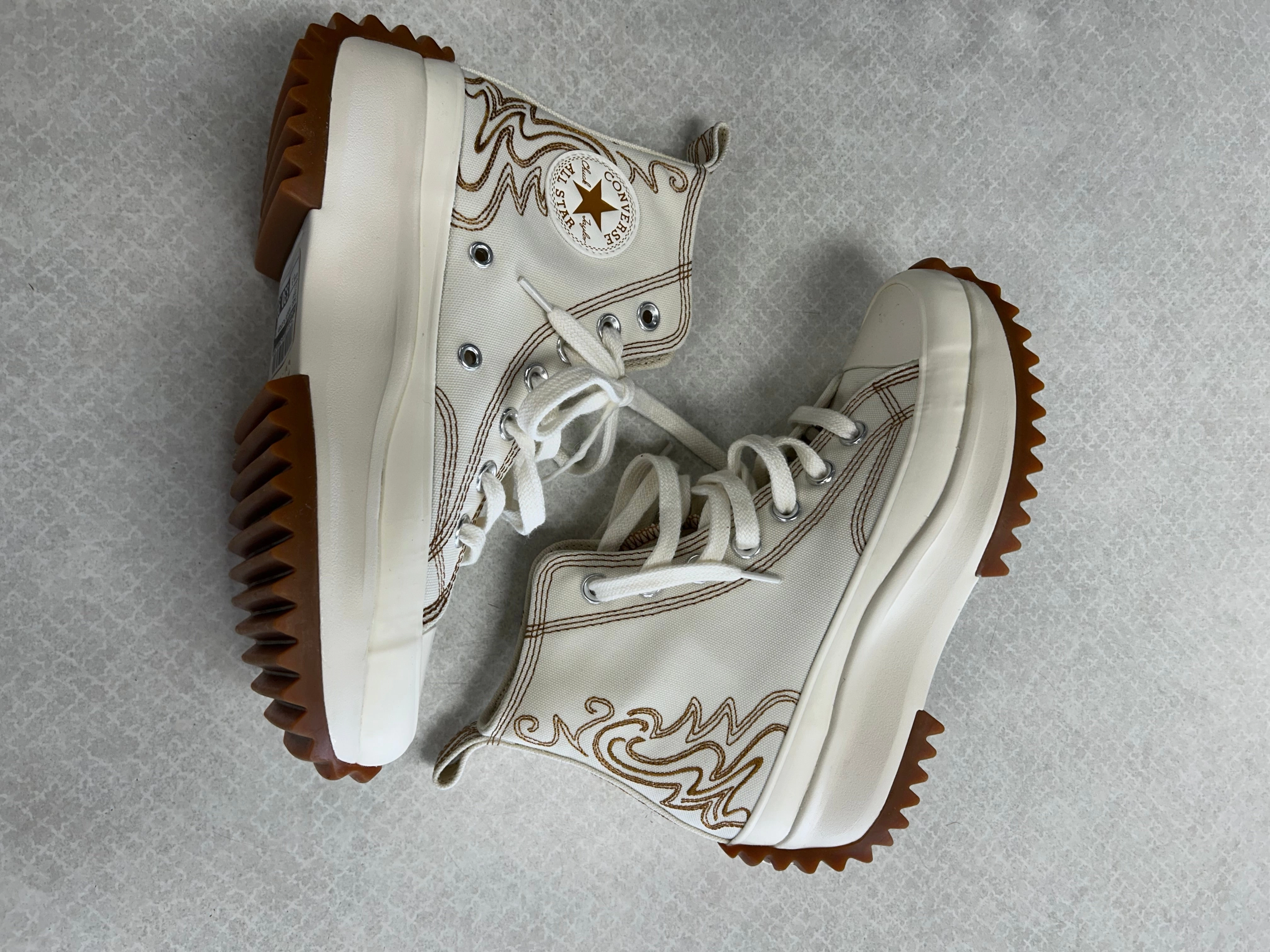 Shoes Sneakers Platform By Converse In Cream, Size:5.5