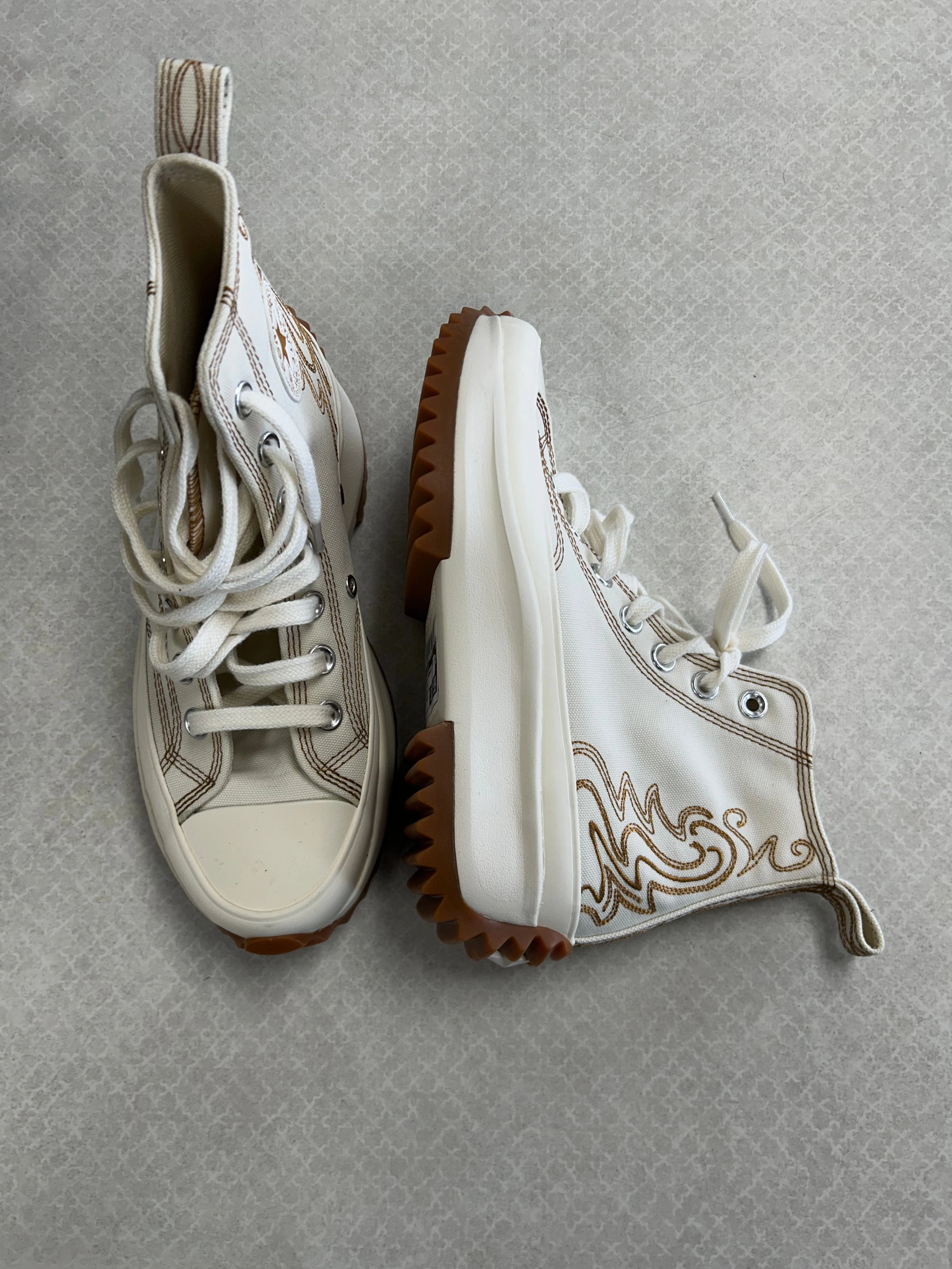 Shoes Sneakers Platform By Converse In Cream, Size:5.5