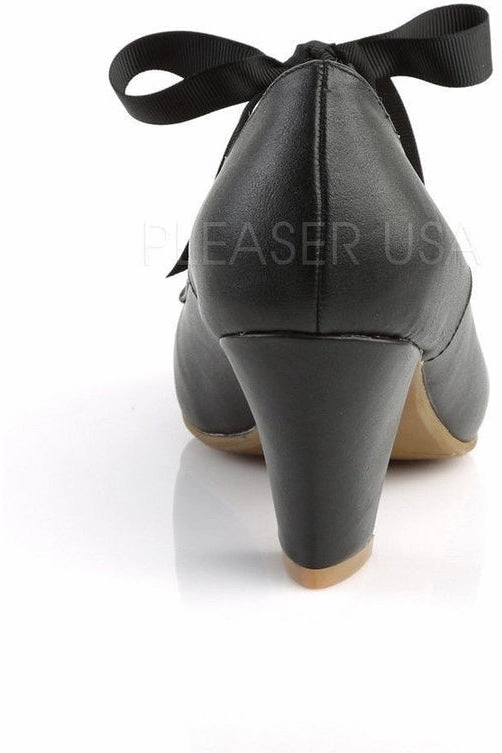 WIGGLE-32 Pump | Black Faux Leather